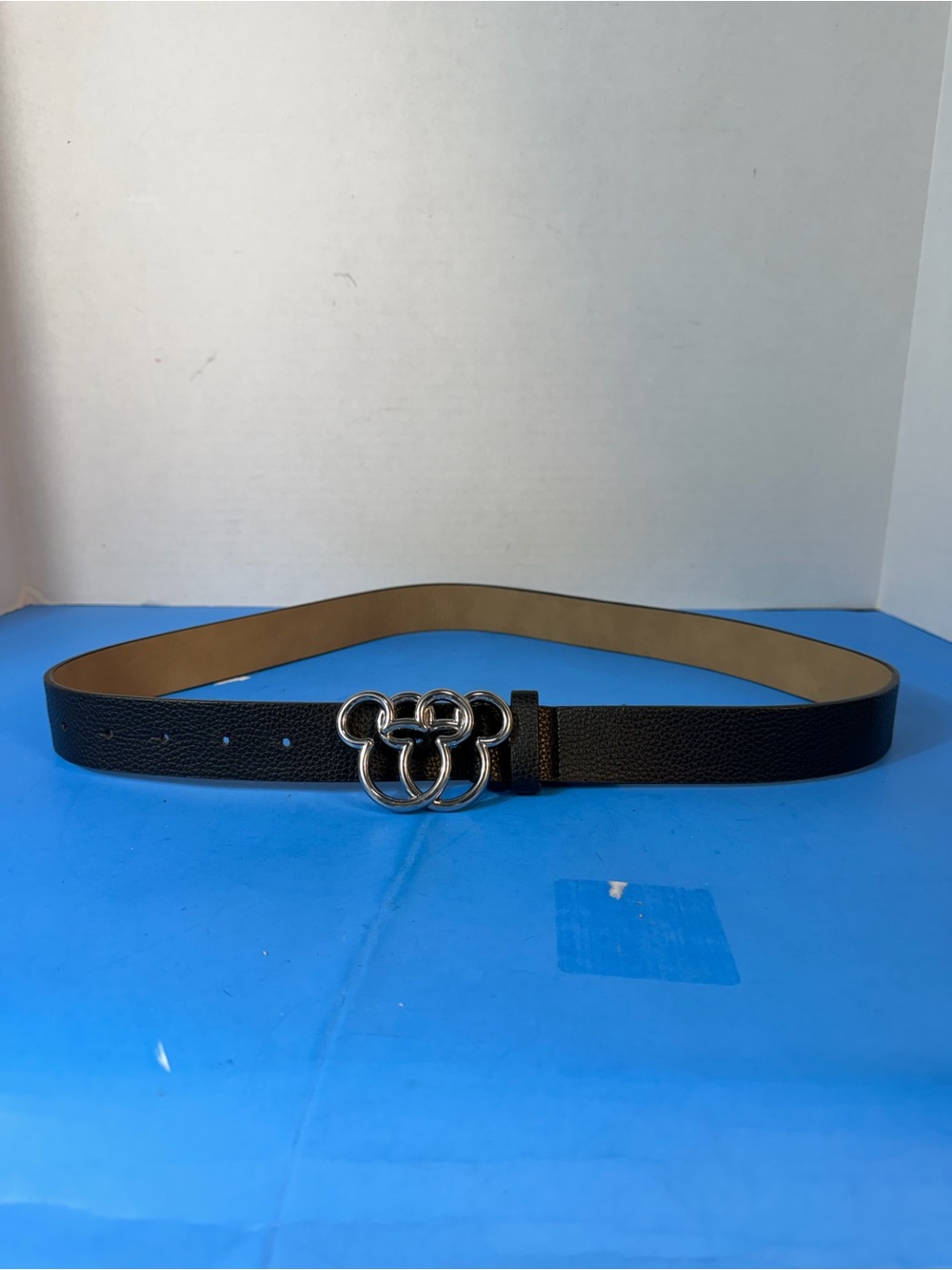 Kohl's Black Leather Belt with Silver Interlocking Ring Buckle